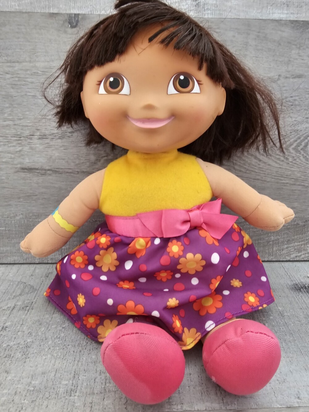 Fisher Price Dora the Explorer SINGING BIRTHDAY Doll - Interactive Talks & Sings